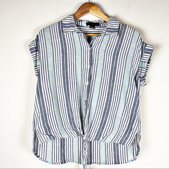 Sanctuary Tops - 2/$20 Sancutary Striped Button Down Small